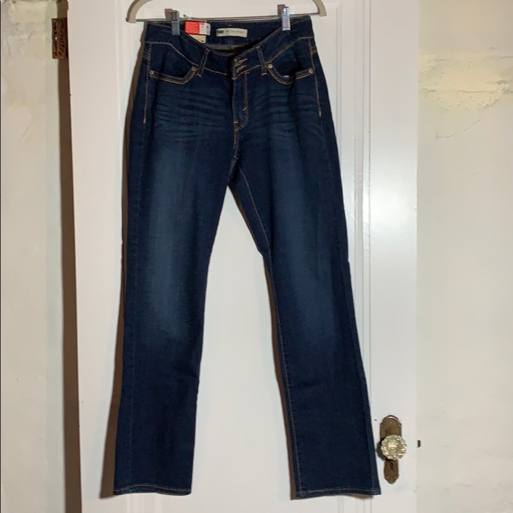 Levi’s 529 curvy straight leg